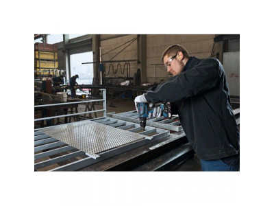 Аккумуляторная ударная дрель-шуруповерт GSB 18-2-LI Plus Professional от BOSCH Аккумуляторная ударная дрель-шуруповерт GSB 18-2-LI Plus Professional