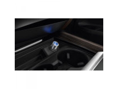 Светодиодный фонарик BMW с подзарядкой от бортовой сети от BMW Светодиодный фонарик BMW с подзарядкой от бортовой сети